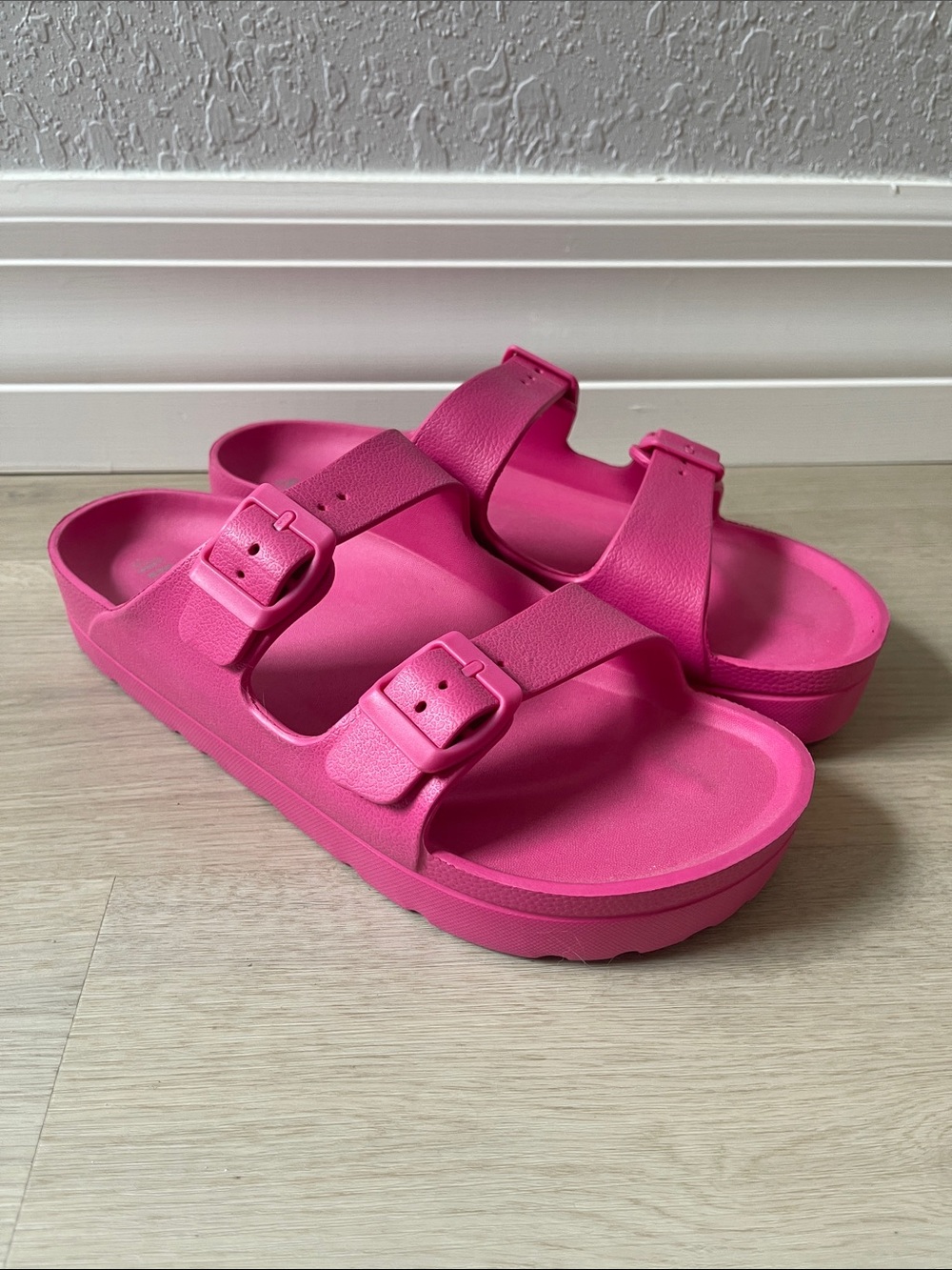 MIA Women's Hot Pink Double-Buckle platform Slide Sandals